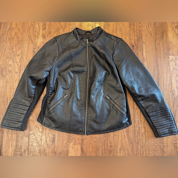 Torrid Vegan Leather Collarless Moto Jacket Plus Size 1x - Picture 11 of 16